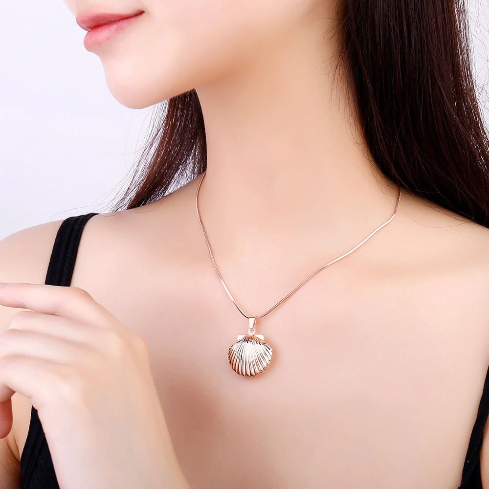 Collier Original Cuir Et Véritable Coquillage - Longueur Réglable ~50 Cm - Occasion