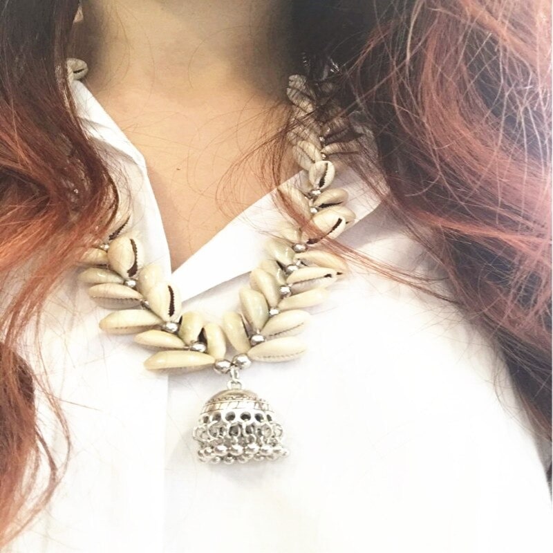 Collier Ancien En Coquillage Ou Nacre - Objet Ethnique Vintage - Occasion - Bijou Bohème Naturel