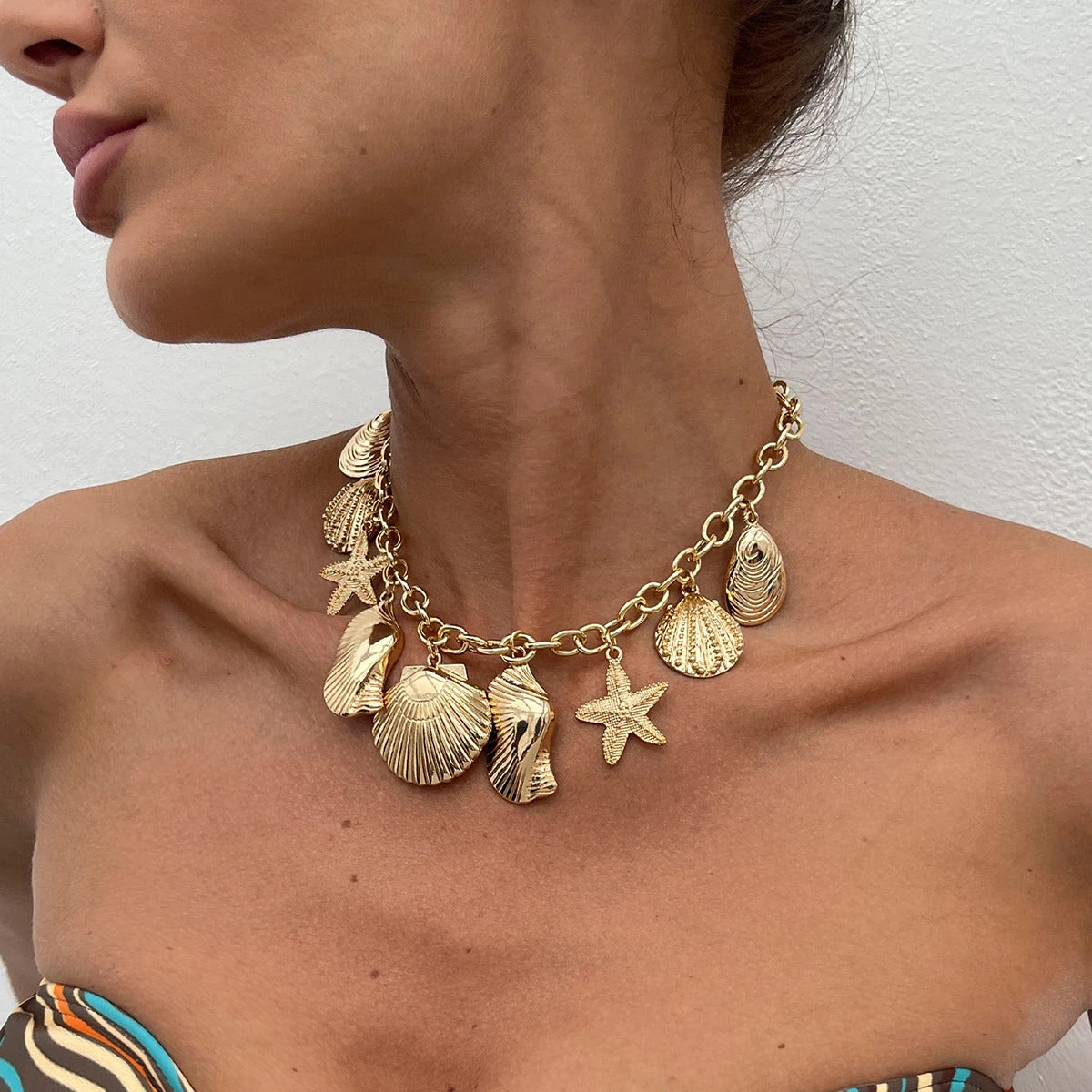 Collier Coquillage <br> Grosse Chaine Dorée