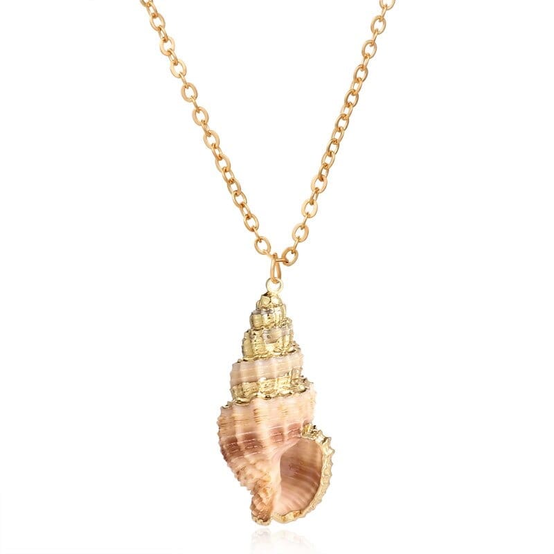 collier avec des coquillages