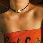 Collier choker cauris