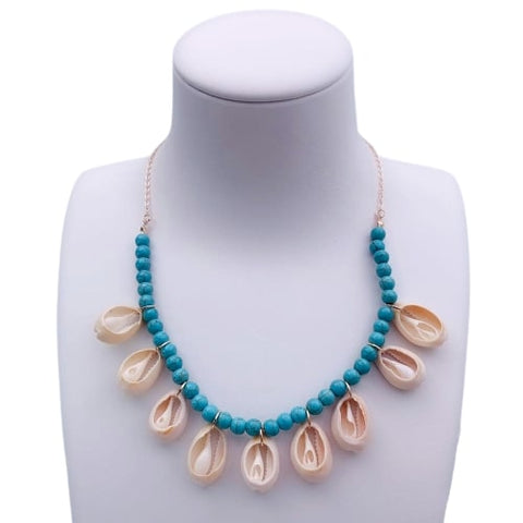 collier de coquille blanche