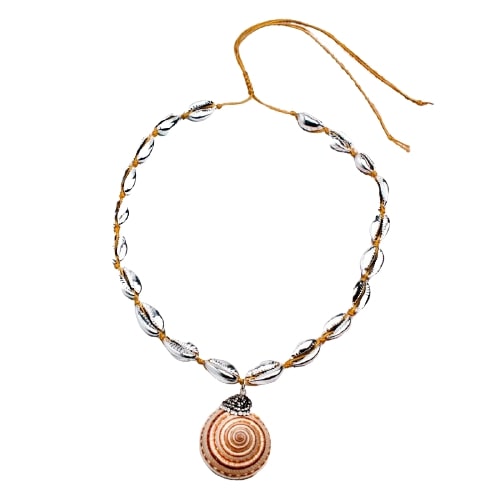 collier pendentif coquillage