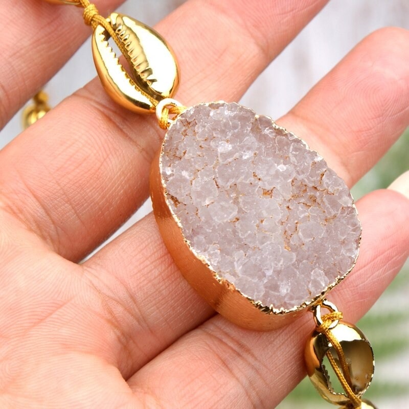 collier pendentif pierre precieuse