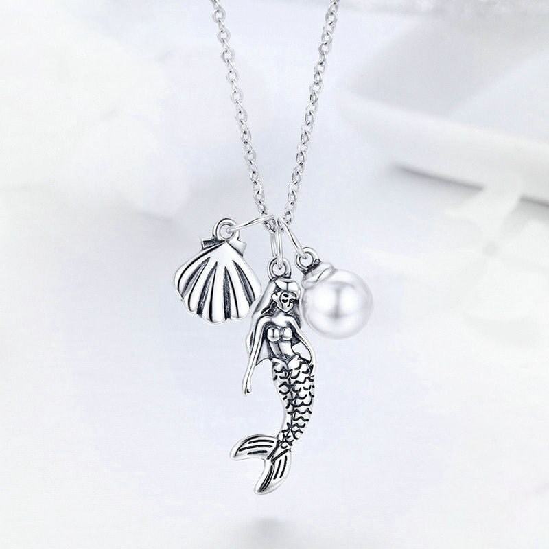 collier pendentif sirène