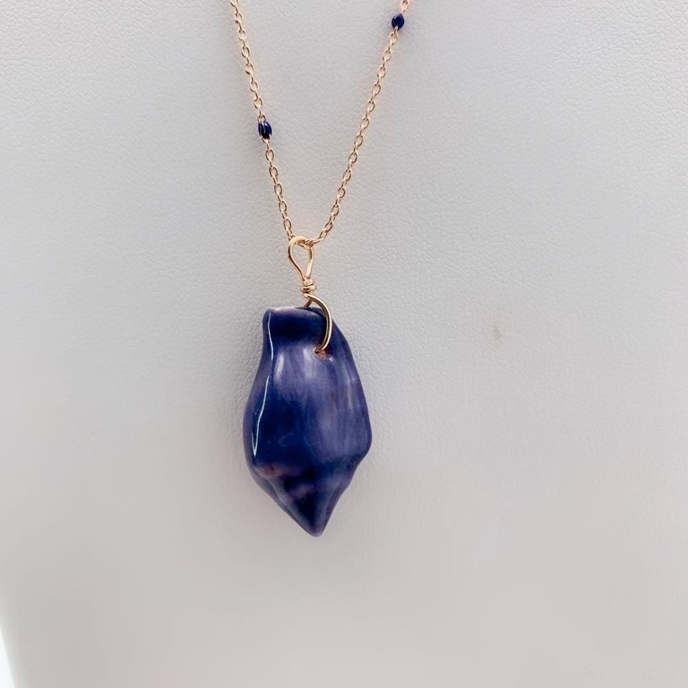 collier violet