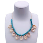 collier de coquille blanche